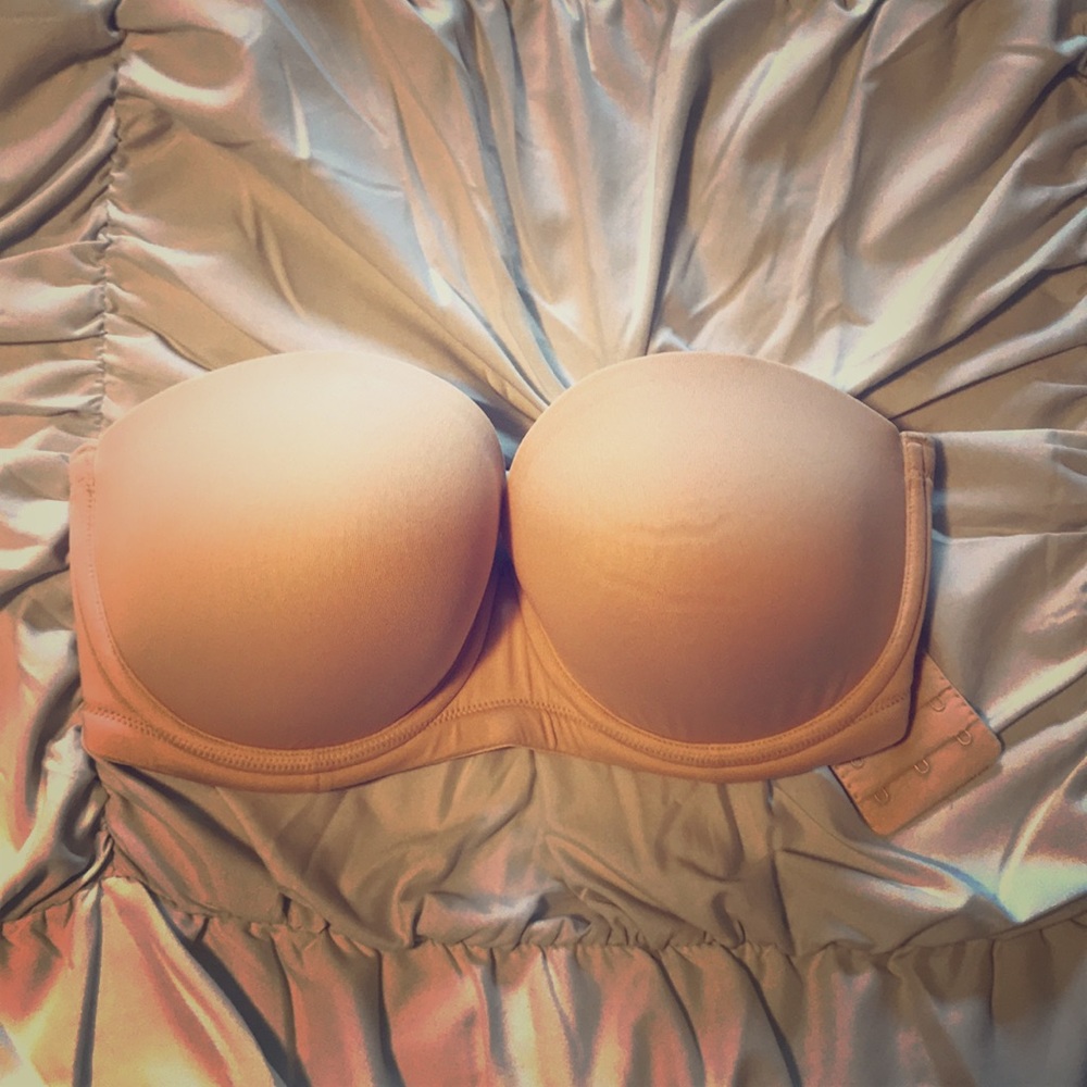 Strapless bra